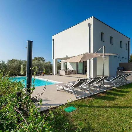 Holiday home Auri Pula